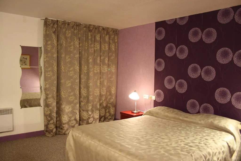Arcantis Hotel Bomotel Desertines  3*, Desertines (Allier)